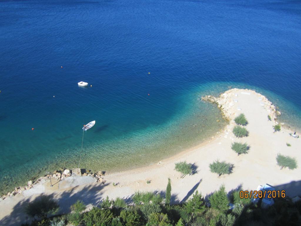 Apartments Lozina On The Beach Omiš Extérieur photo